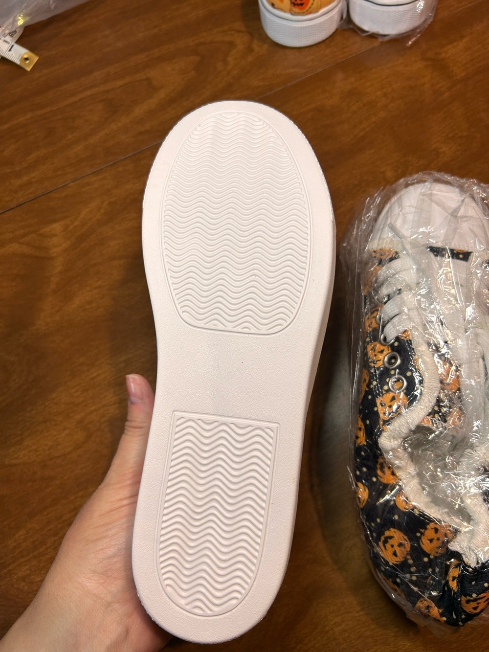 Women’s Halloween Pumpkin Canvas Sneakers - White & Orange - Picture 3 of 7